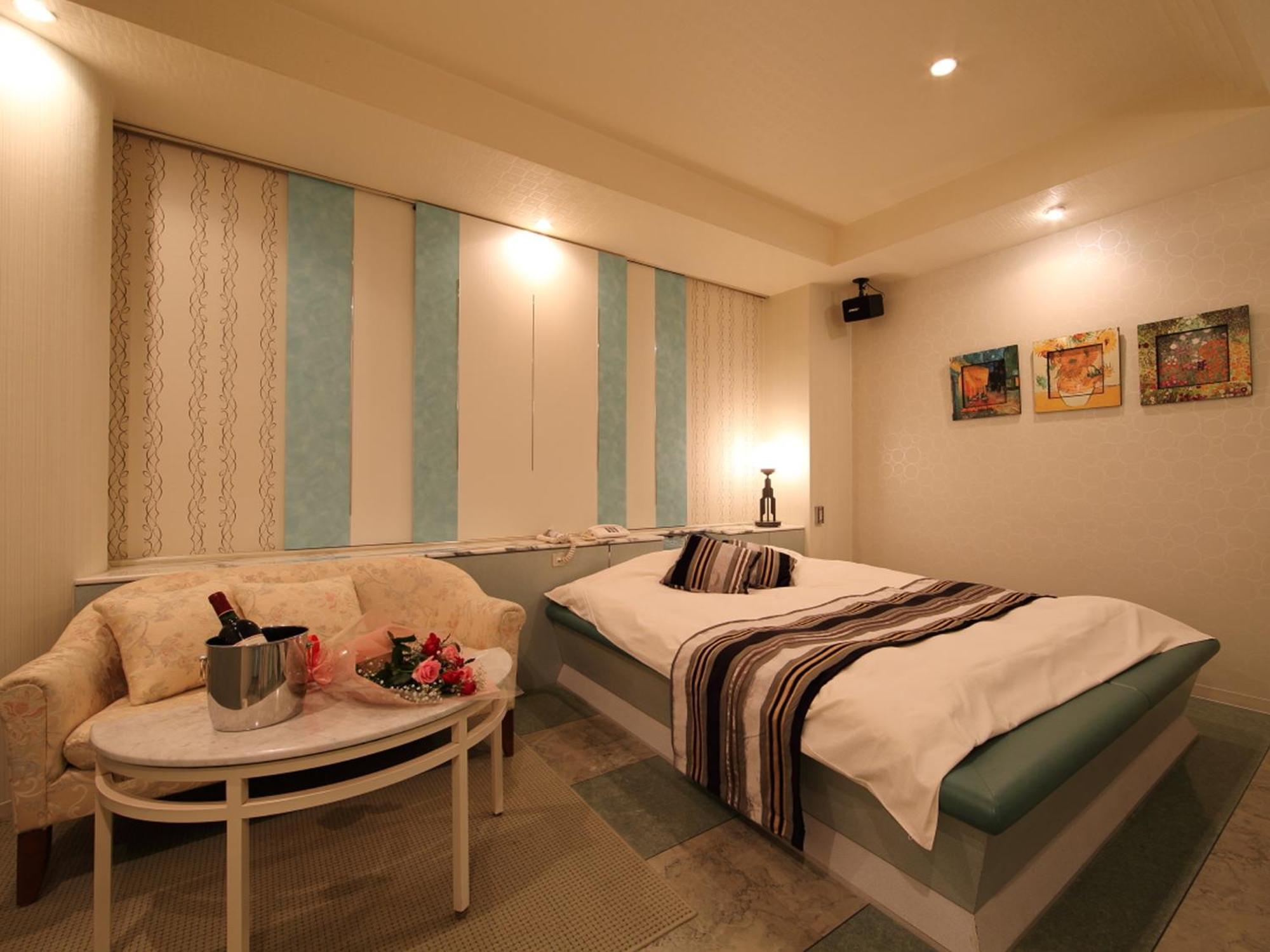 ホテル ラ・シエスタ（大人専用） 京都市 部屋 写真